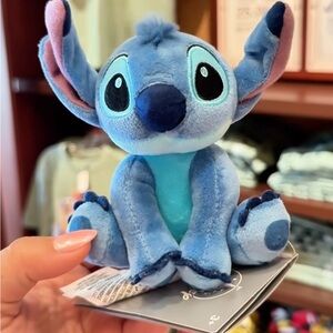Exclusive 2025 Disney Parks Lilo & Stitch Shoulder Pal Plush Magnet New